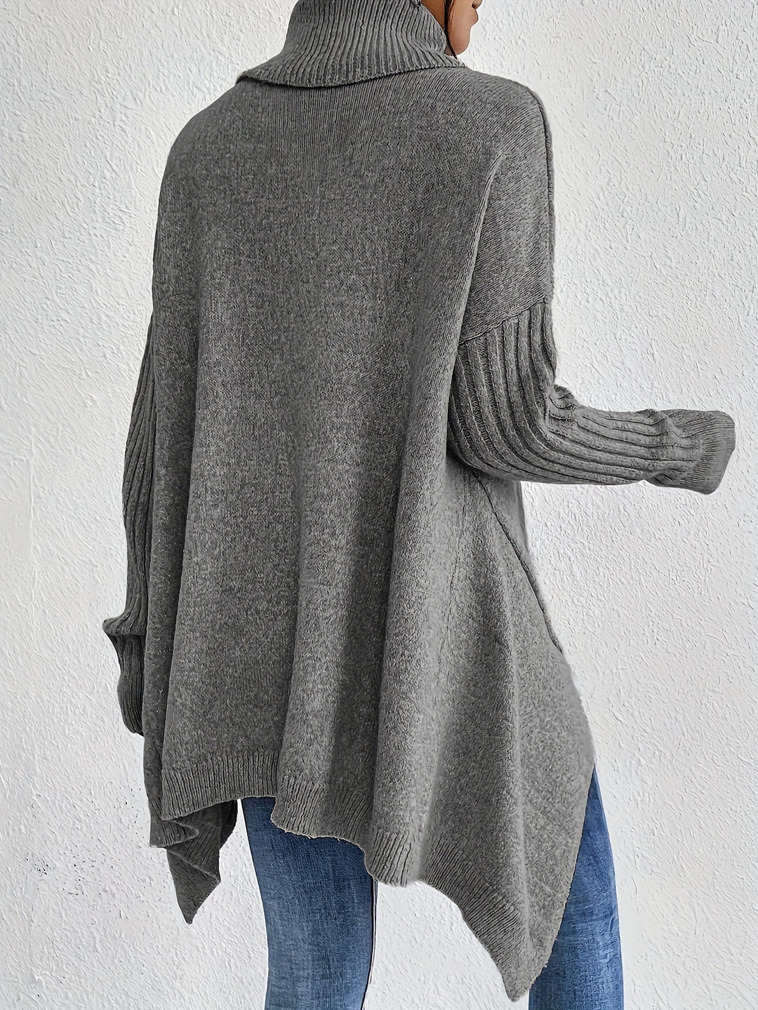 Carmina™ | Oversized Turtleneck Sweater
