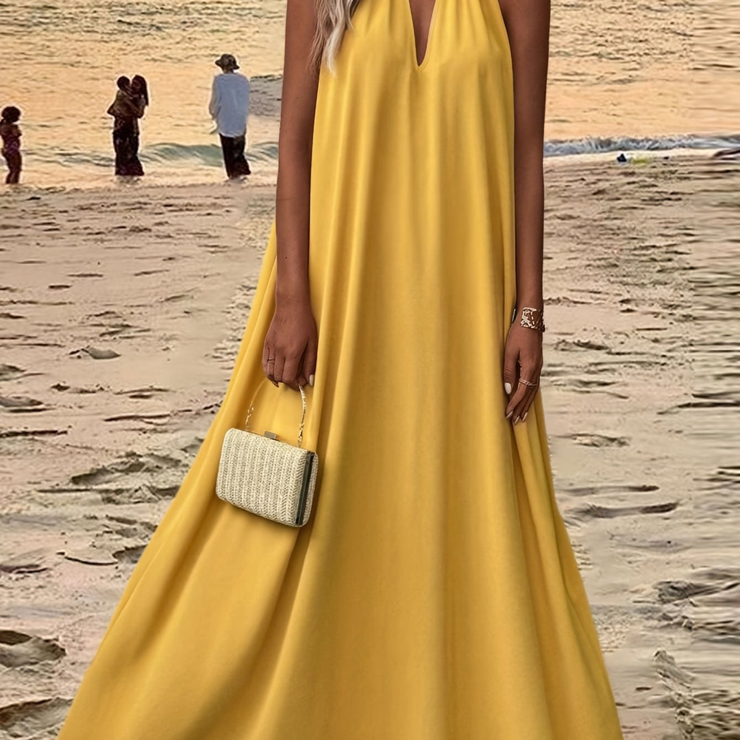 Yvonne™ | Halter Neck Maxi Dress
