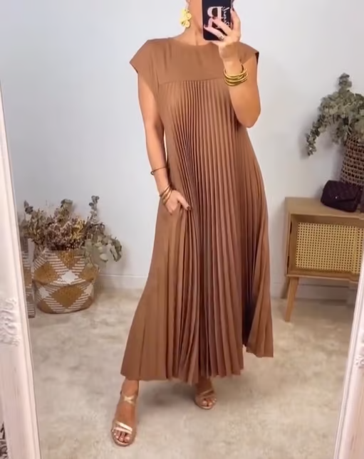 Tiffany™ | Timeless and Comfortable Dress