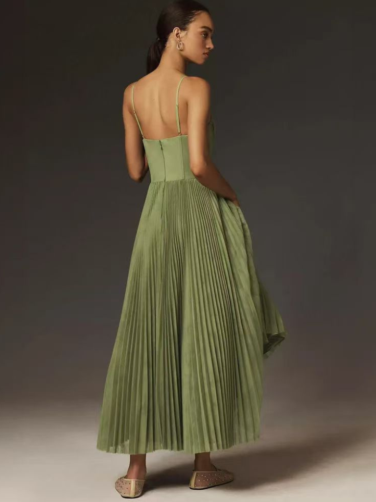 Gwen™ | Pleated Midi Dress