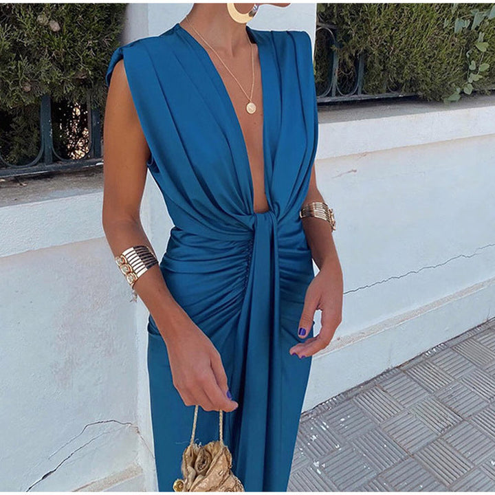 Crocetta™ | Elegant Low-Cut Dress