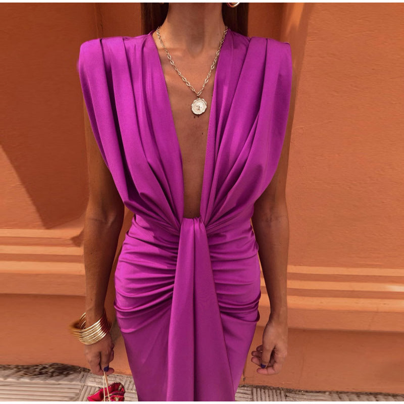 Crocetta™ | Elegant Low-Cut Dress