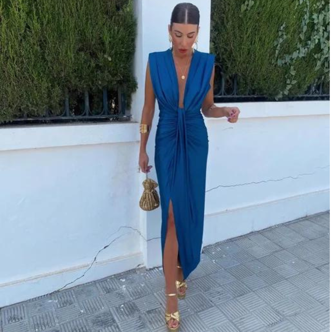 Crocetta™ | Elegant Low-Cut Dress