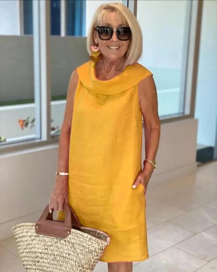 Macy™ | Sleeveless Shift Dress